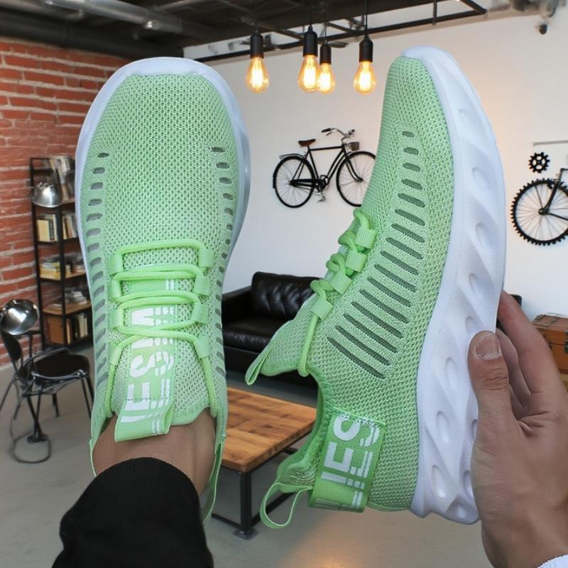Women Mesh Sneakers Summer Breathable Ultra Lightweight Running Shoes Quick Dry Non-Sliputdoor Walking Training Tennis Men Shoes