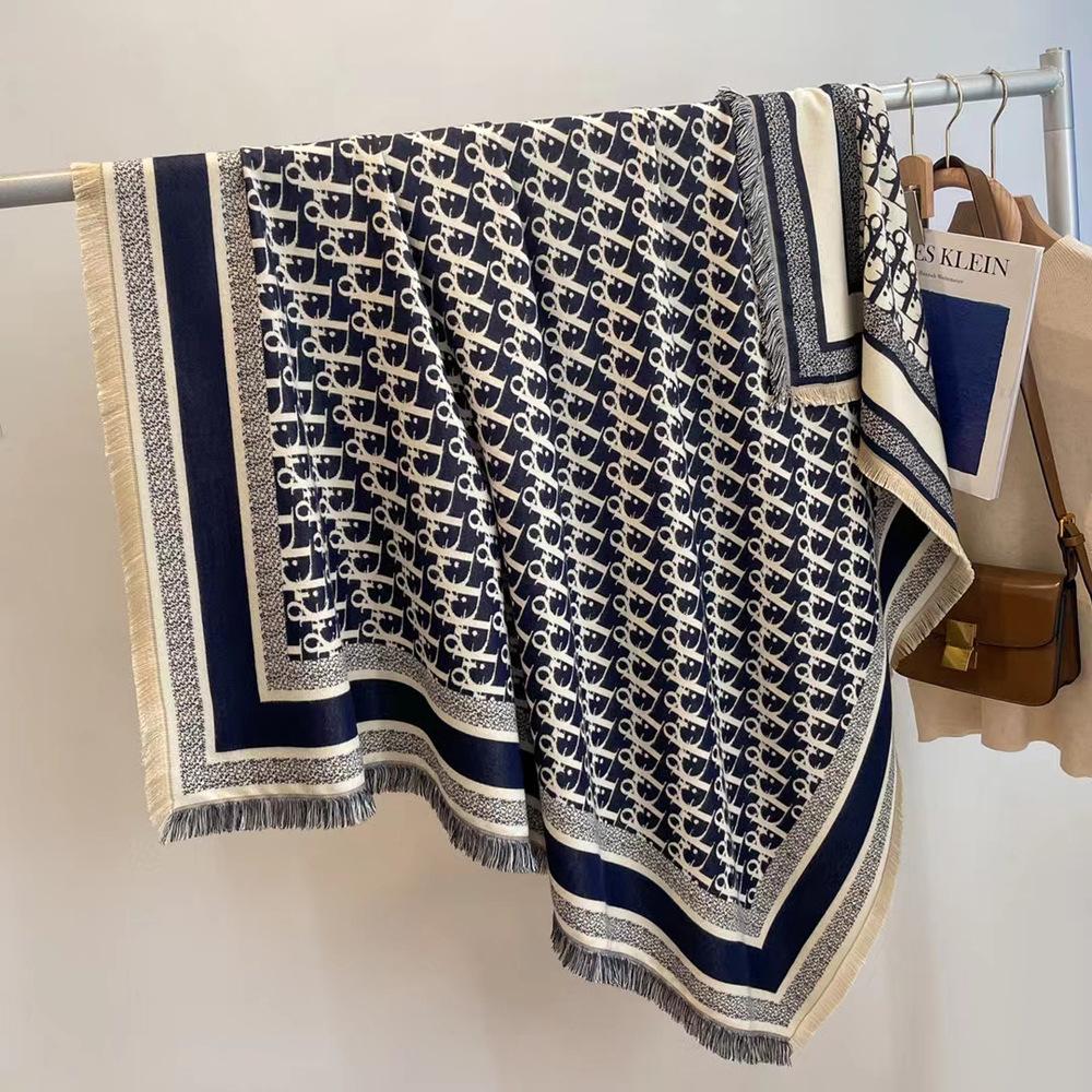 Winter New Imitation Cashmere Scarf High-end Women's Warm Square Scarf Red Cashew Jacquard Cape Shawl