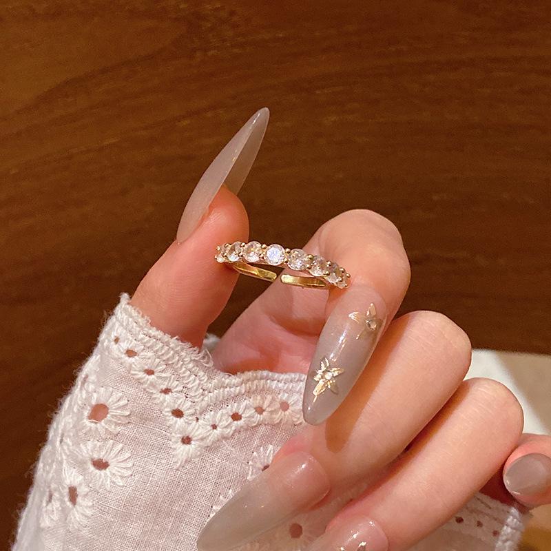 Комплект колец Love с корейским цирконием — роскошные простые кольца для универсального стиля