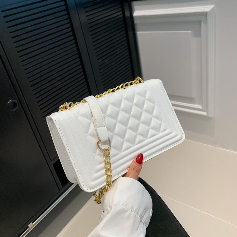 Женская сумка Маленькая квадратная сумка Стильная и простая сумка через плечо Креативная сумка через плечо с цепочкой Сумка