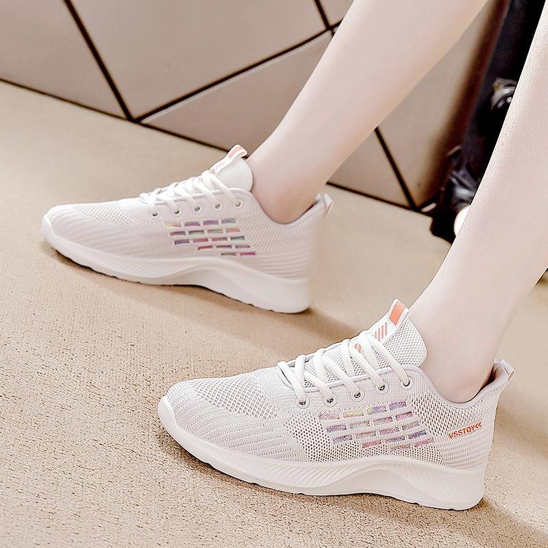 Flying woven women's shoes 2026 spring new casual shoes soft sole lightweight running shoes travel shoes breathable sports comfortable shoes
