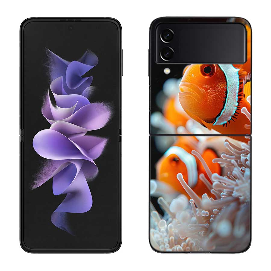 Clownfish and Sea Anemone Phone Case For Samsung Z Flip 7 6 5G Galaxy Z Flip 5 4 3 Black Hard Cell Cover Luxury PC Shell Coque