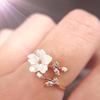 Exquisite Leaf Shell Flower Women'S Ring, Rose Gold Adjustable Design, Light Luxury Jewelry Accessory, Preferred For Holiday Gifts