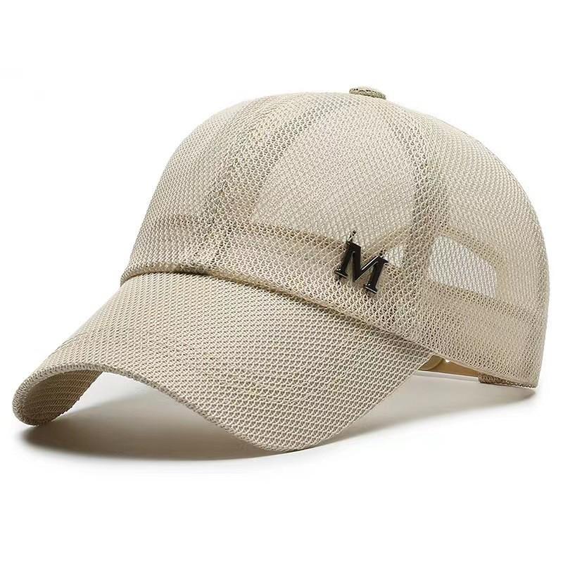Fashionable Adjustable Mesh Baseball Cap Lightweight And Breathable For Stylish Outdoor Use
