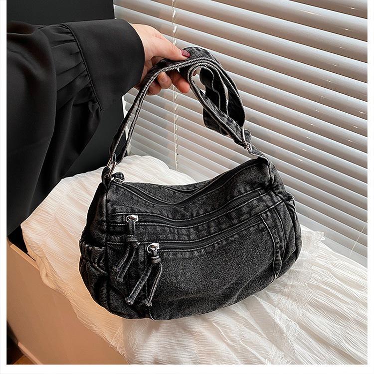 Women's Large Capacity Denim Crossbody Bag - Trendy Retro Shoulder Bag for Casual and Commute