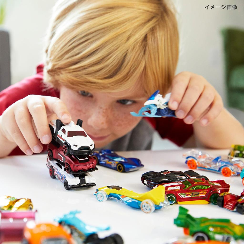 Hot Wheels 8-Car Pack Assorted Vehicle Toys, Mini Car Set of 8, Ages 3 and Up, Multi-Purpose, HPV78