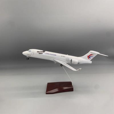 Модель самолета C909/C919 37 см со светом и колесами - Реалистичный авиационный орнамент