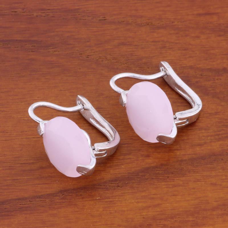 Простые и элегантные круглые серьги с розовым цирконом и застежкой-левербек