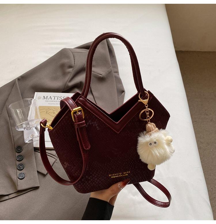 Нишевая дизайнерская сумка женская новая высококлассная ретро сумка через плечо, сумка-мессенджер, портативная сумка-ведро для поездок