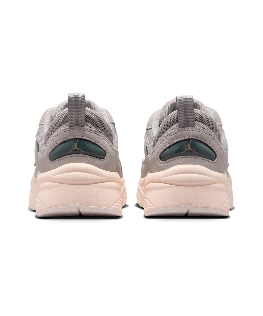 Nike Jordan Trunner O/S M - Light Iron Ore:Smoke Grey:Chalk:Legend Medium Brown / Ib3722-011