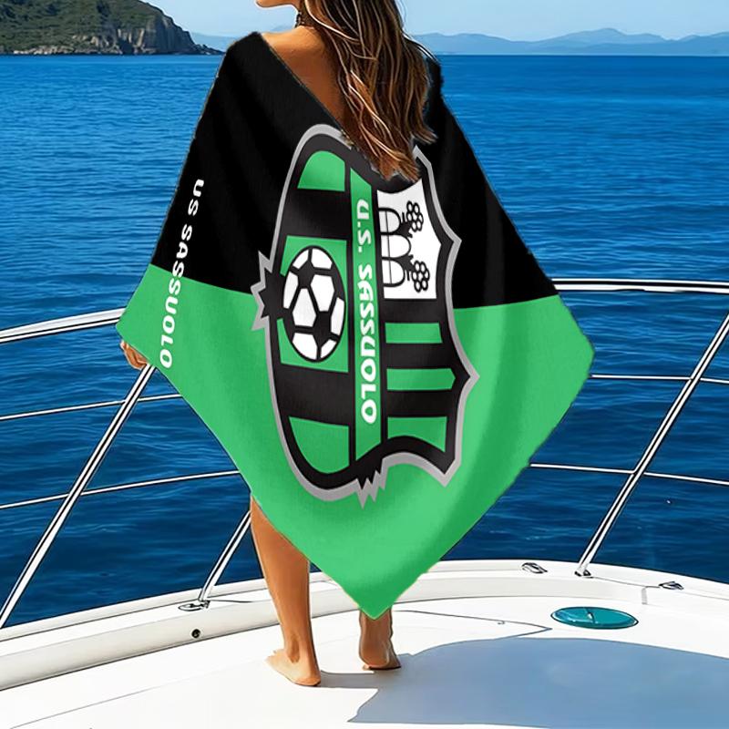 Sass-uolo Football Crest Beach Towel - Soft, Absorbent Microfiber, Lightweight, Ideal for The Beach, Parties, Travel, Camping fan gifts