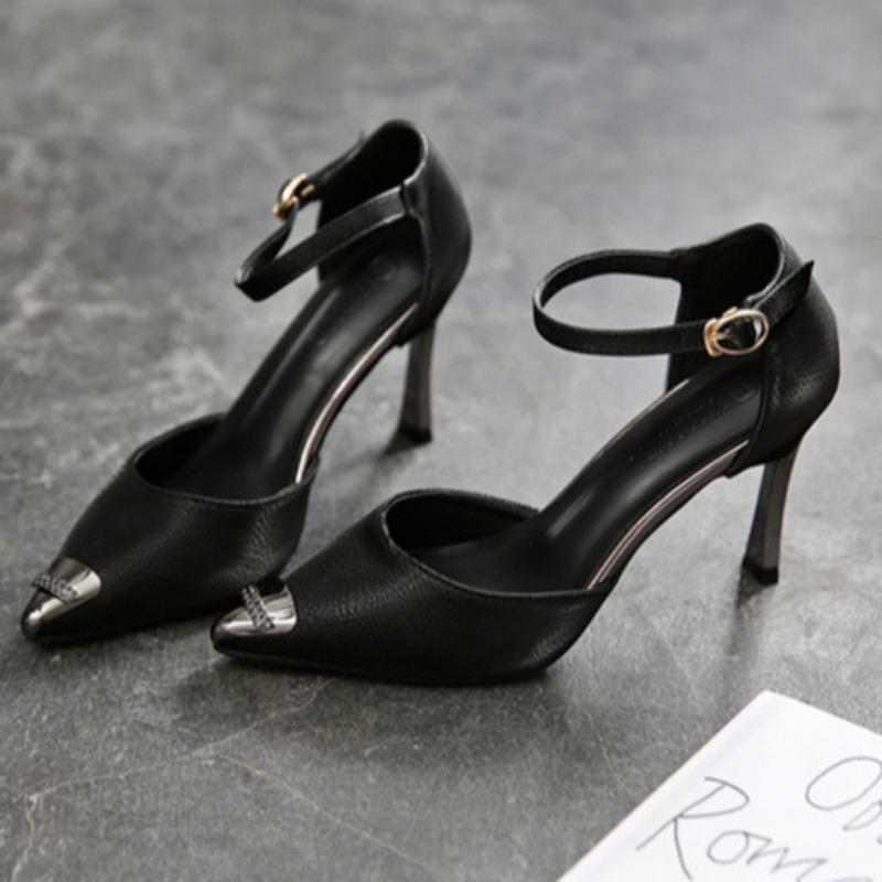 Весенние новые стильные туфли с острым носком, цельные туфли на шпильках с пряжкой, универсальные туфли для женщин