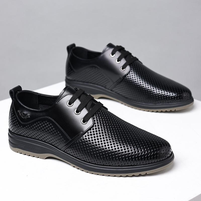 Fashion Fashion Black Men Suit Shoes Party Man Dress Shoes Italian Luxury Soft Sole Leather Formal Shoes Men Office Hollow Leather Shoes