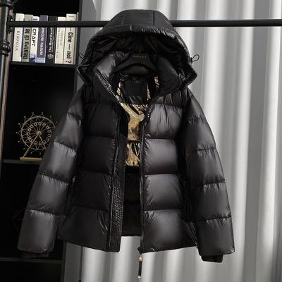 Новое модное тонкое и утолщенное теплое пышное короткое зимнее пальто с капюшоном черного, золотого и белого гусиного пуха, женское пальто