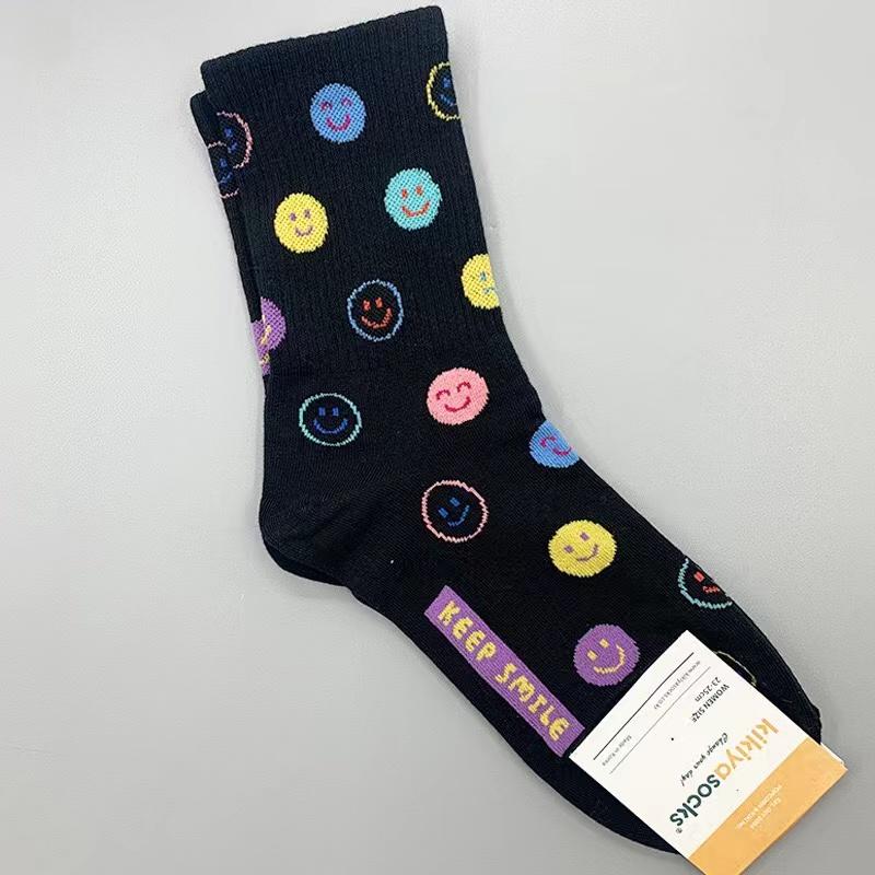 1 Pair Cartoon Smile Women Socks Cotton Harajuku Skateboard Girl Socks Novelty Breathable Sox Christmas Gift Factory Direct