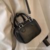 Ретро сумка женская 2025 новая сумка-мессенджер модная осенне-зимняя универсальная взрывная одноплечевая портативная маленькая сумка
