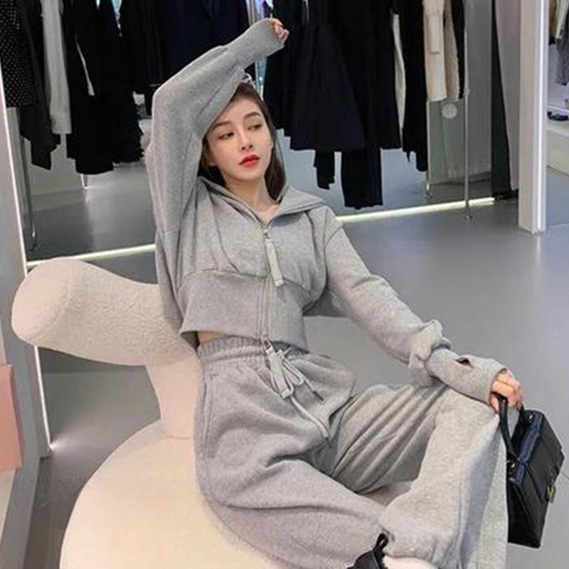 Women's Early Autumn Milk-Style Sweater and Wide-Leg Pants Casual Two-Piece Set