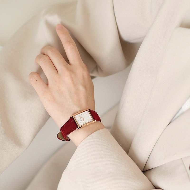 DANIEL WELLINGTON Европейские и американские часы BOUND Серия Modern Часы Кварцевый механизм Кожаный ремешок Белый циферблат Женские часы Красная рифма DW00100837