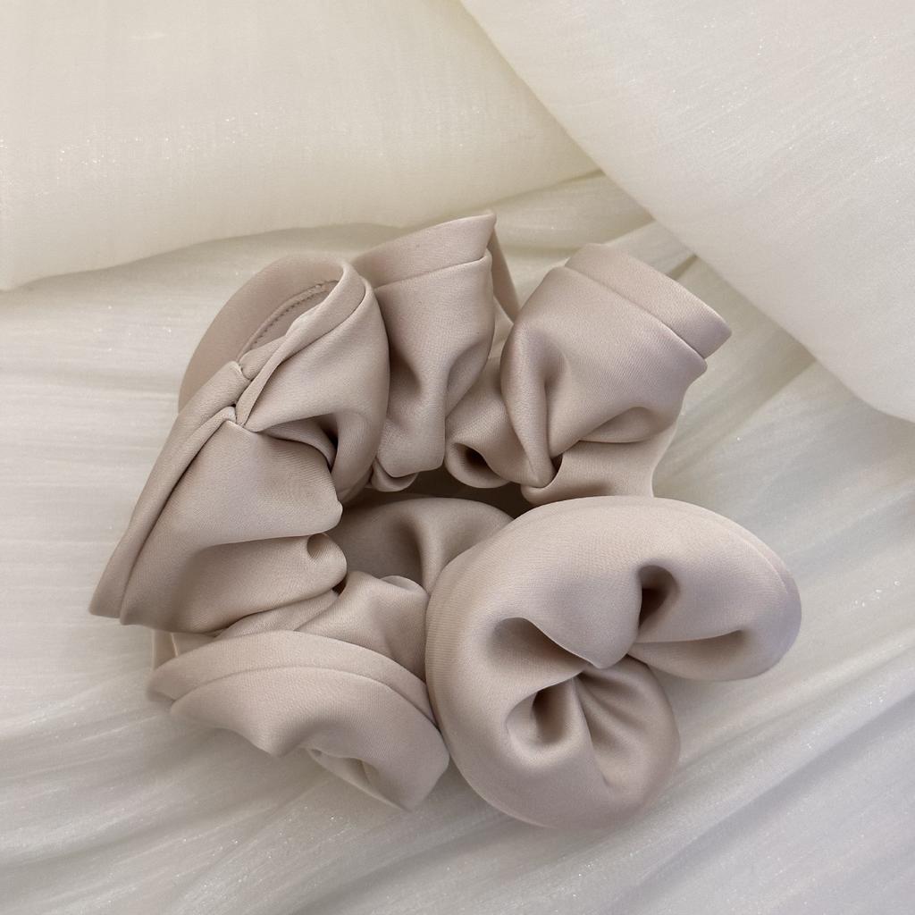 Сатиновая резинка для волос во французском стиле с оборкой, большая резинка-бант, аксессуар для волос для женщин, элегантная, роскошная, эластичная, удобная