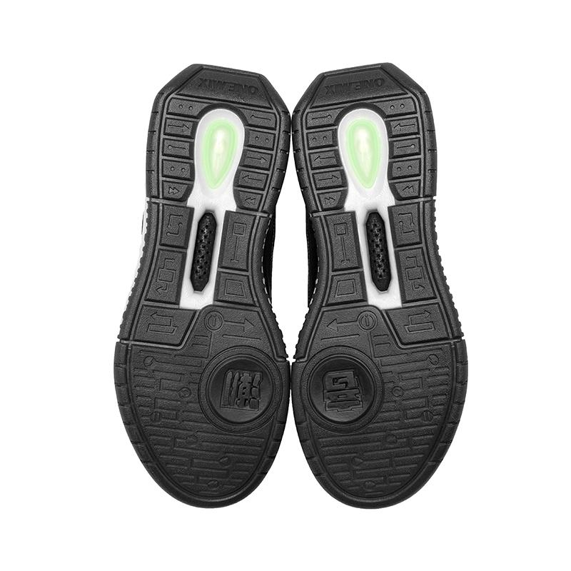 ONEMIX Board Shoes For Men and Women, Breathable And Shock-absorbing Bread Shoes Outdoor Thick Soled Versatile And Lightweight