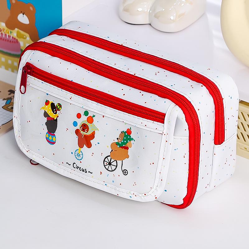 Пенал для девочек Capybara: Вместительный, стильный дизайн для учеников начальной и средней школы.