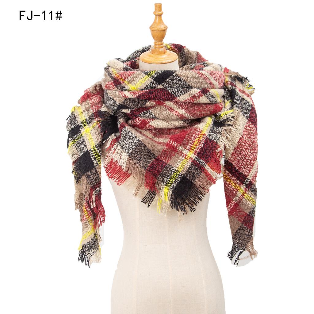Autumn and Winter New Thickened Warm Circled Yarn Prickly Wool Plaid Square Scarf Scarf Female