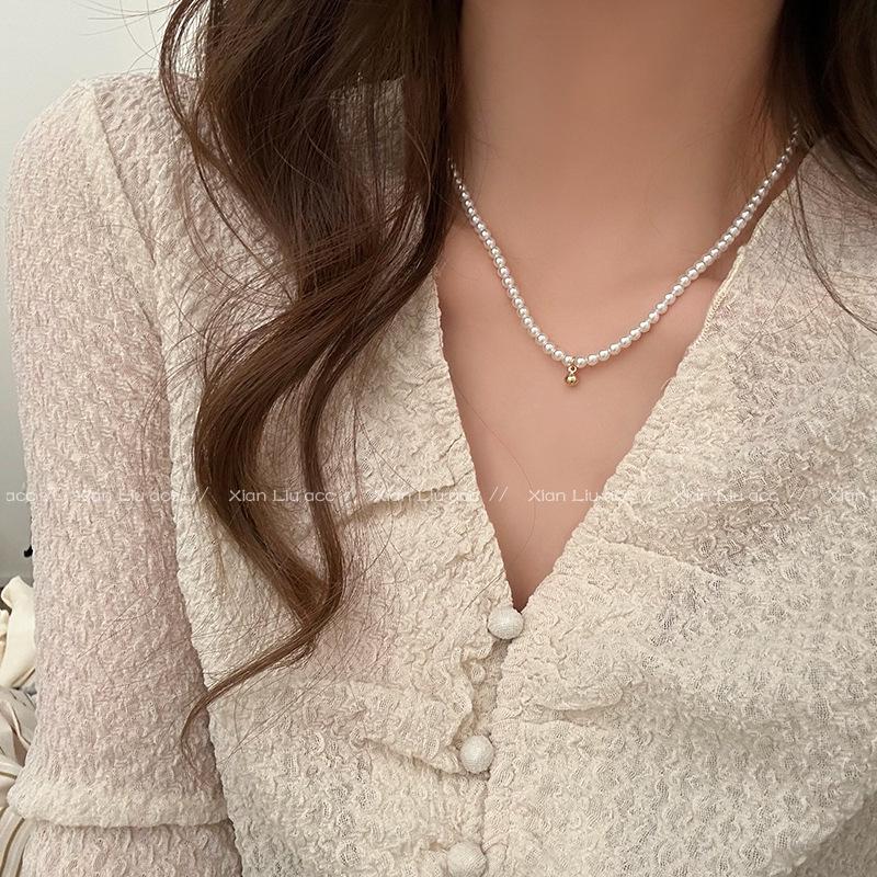 Минималистичное японско-корейское жемчужное колье с золотым кулоном — французский ретро-стиль для женщин.