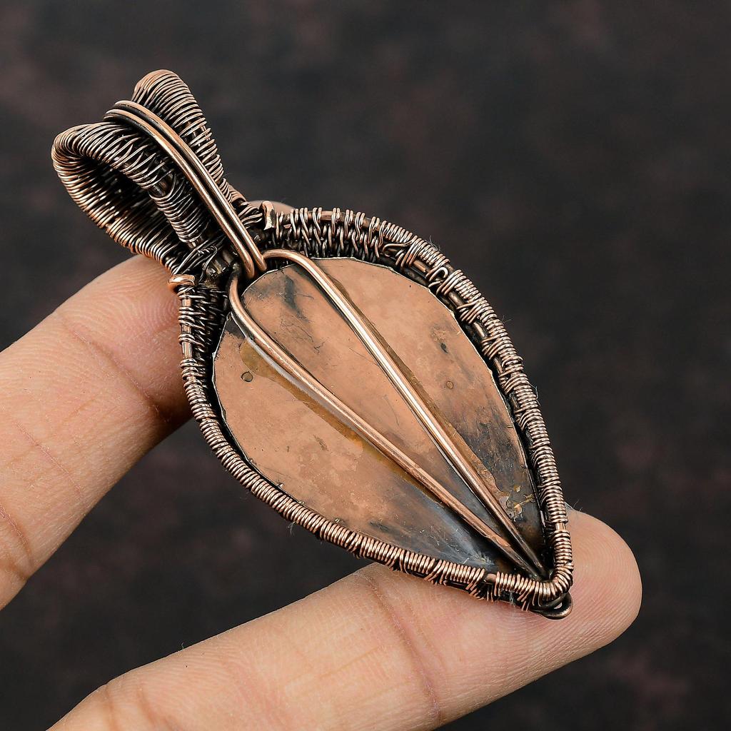 Белый резной костяной кулон в виде лица, медная проволока, обернутая в ювелирное изделие, кулон с радужным лунным камнем, ювелирное изделие ручной работы из драгоценных камней, медный кулон в подарок для женщин