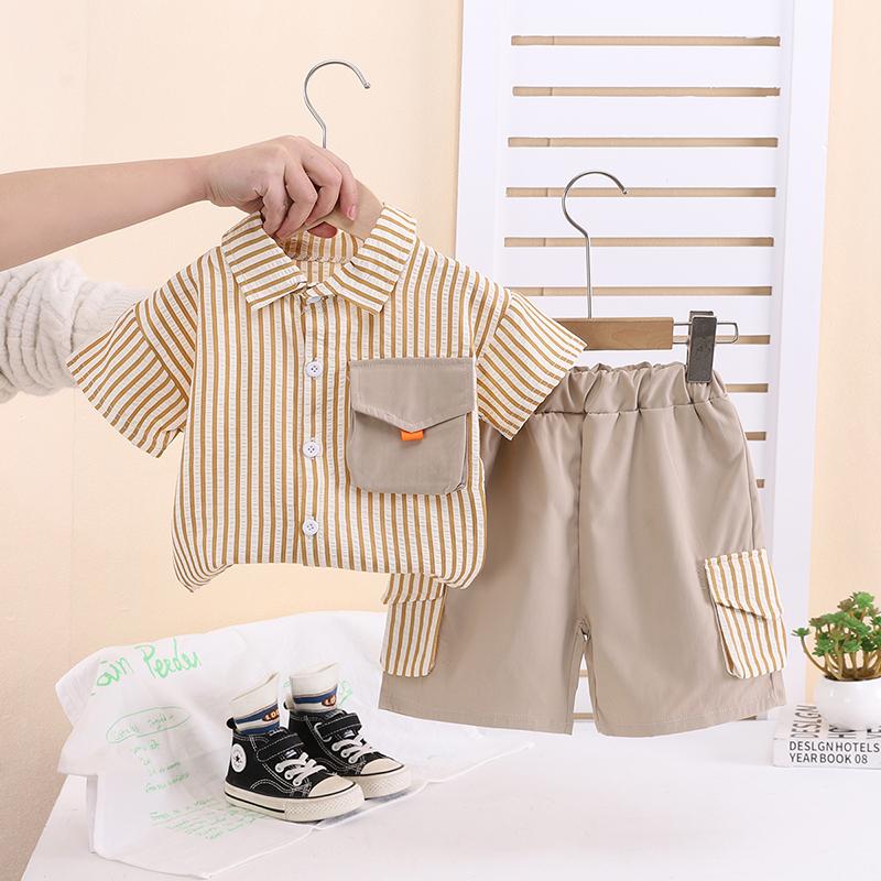 Детский комплект с короткими рукавами. Милый модный комплект из двух предметов: рубашка и шорты для мальчиков. Детская повседневная одежда.