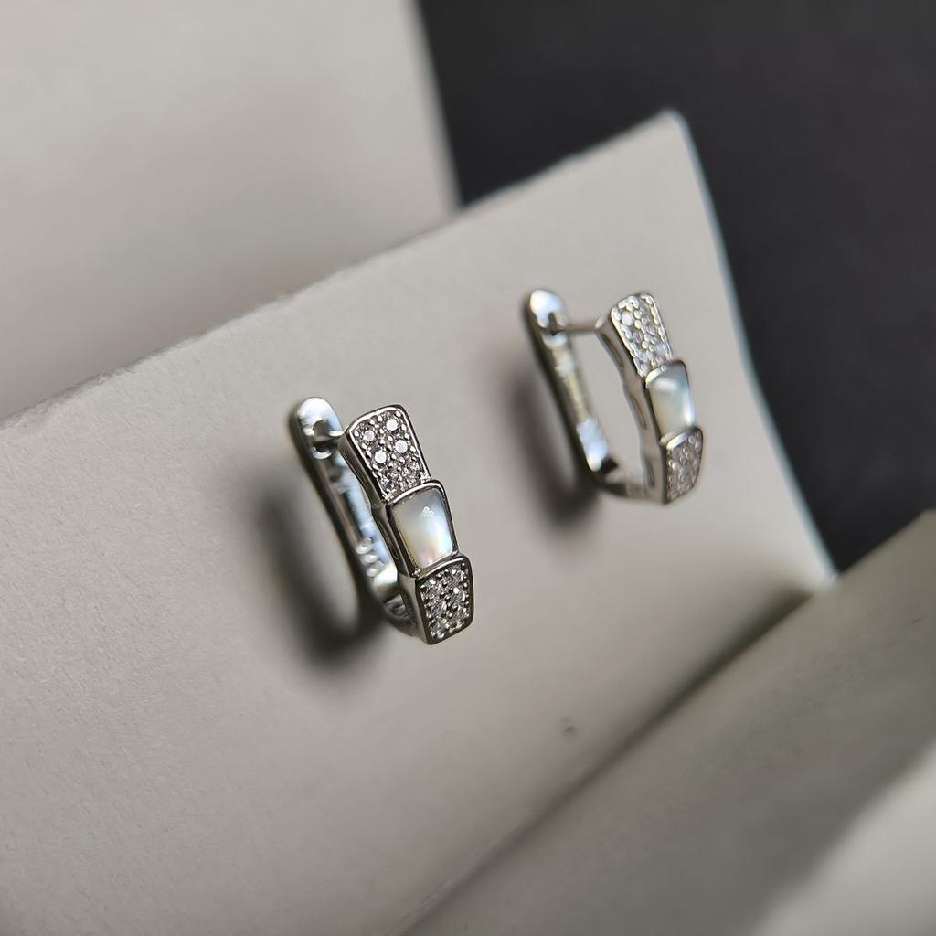 Серебряные серьги с натуральным перламутром (2187523)