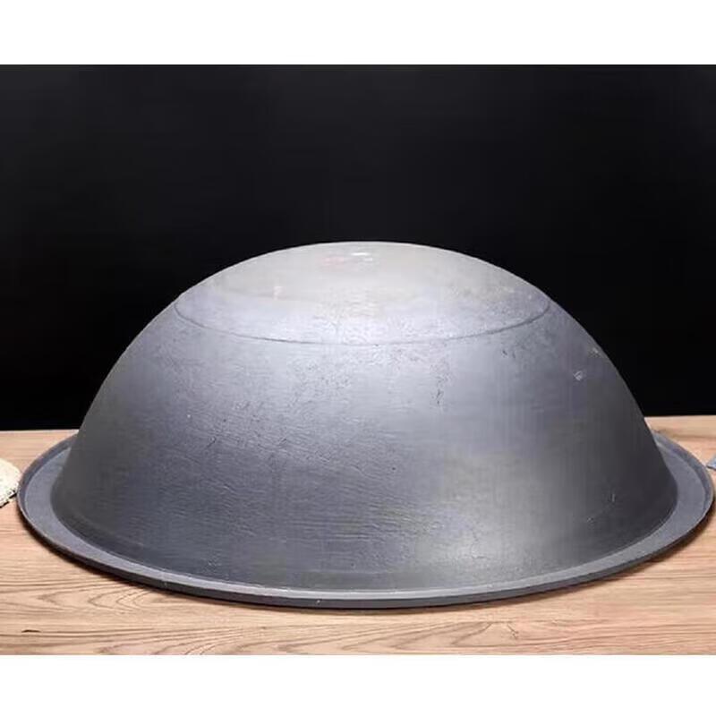 Традиционный чугунный вок