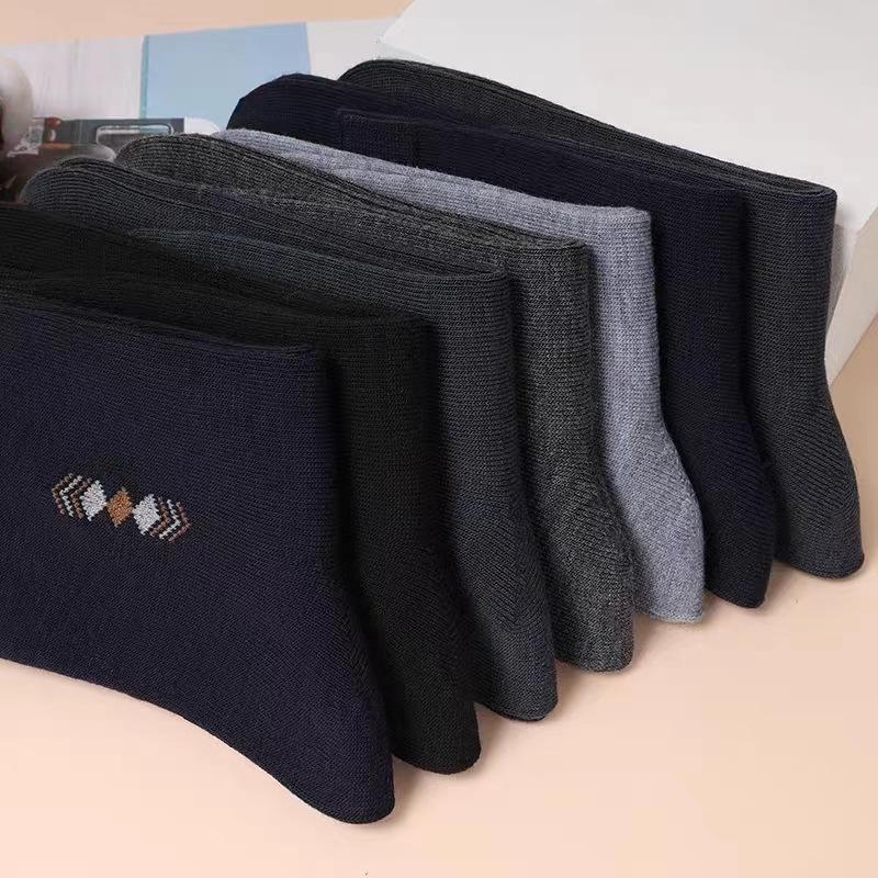 Мужские весенне-летние влагоотводящие дышащие износостойкие антибактериальные носки-гольфы