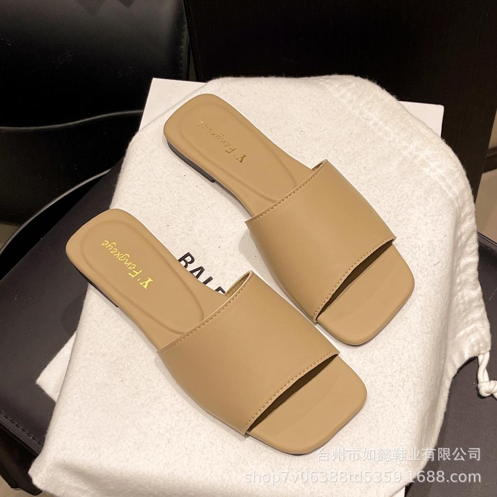 2025 Summer European and American New Fashion One-word Cool Slippers Simple Temperament Flat Bottom Square Head Sandals Women