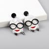 New Glasses Celebrity Granny Acrylic Earrings for Women Cute Cartoon Elizabeth II Lady Figure Drop Earring Fashion Jewelry Gifts