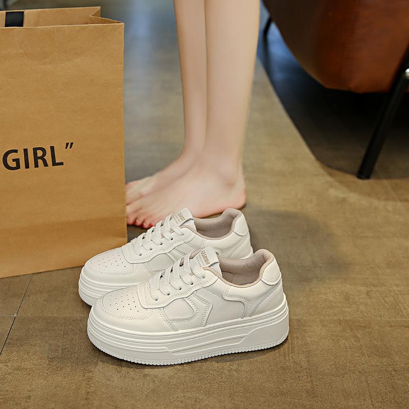 thick-soled little white shoes women's lightweight and versatile spring and autumn muffin autumn new popular casual sports board shoes