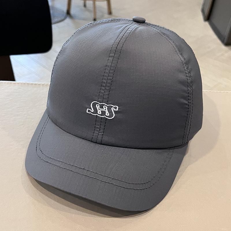 Summer Breathable Quick-Drying Soft Top Men'S And Women'S Short Brim Baseball Cap Spring And Autumn Versatile Fashion Show Face Small Cap
