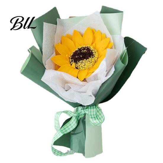 Decorative Faux Flowers Mini Fake Sunflower Bouquet Handcrafted Artificial Soap Carnation Rose Floral Decoration Handmade Valentine's Day Anniversary