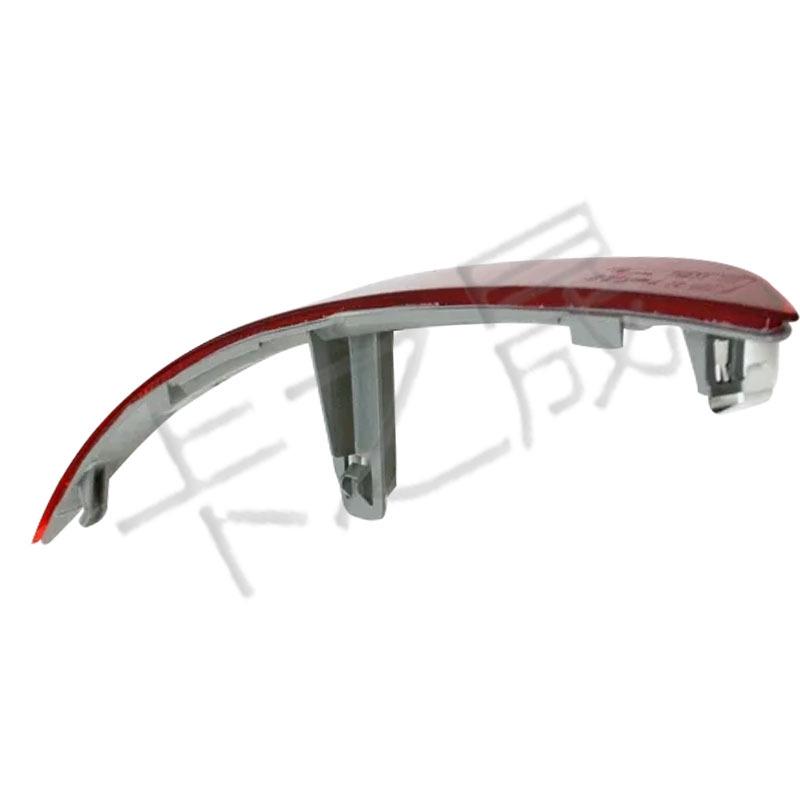 Комплект накладок-отражателей заднего бампера BMW X4 (63148497423, 63148497424)