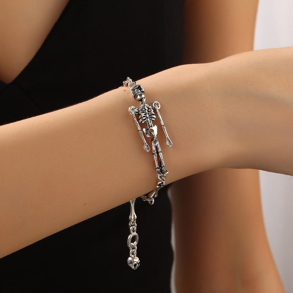 Trendy Alloy Skull Hand Jewelry For Ladies Halloween Costume Accessory