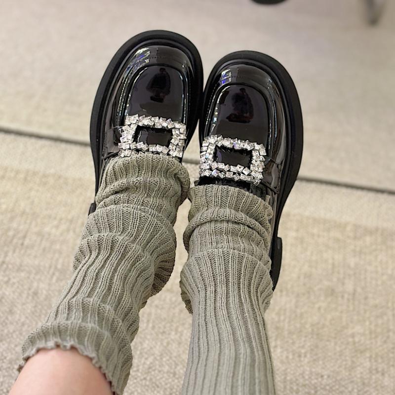 Низкие толстые каблуки Лоферы Женские Маленькие кожаные туфли Лолита Женские оксфорды со стразами Платформа Плоские женские кроссовки с круглым носком