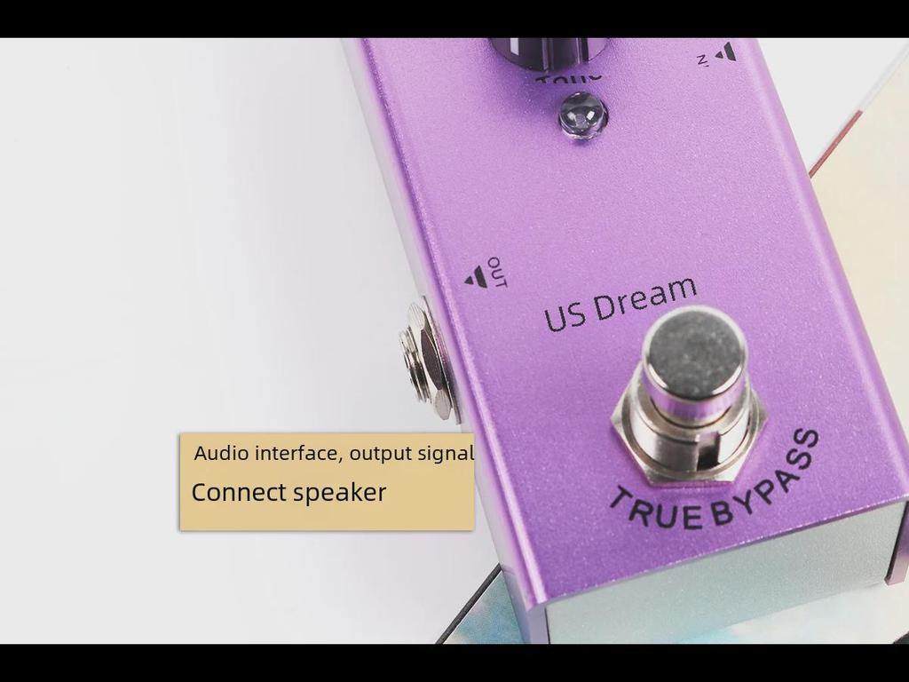 Компактная педаль эффектов для электрогитары: 10 эффектов, включая эквалайзер, дисторшн, овердрайв, фузз, хорус, симуляцию и задержку.