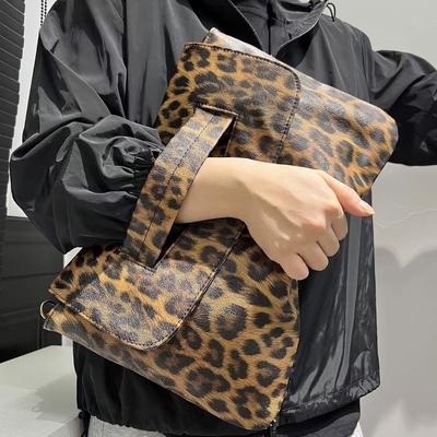 Ladies' Fashionable New Retro Leopard Print Handbag with High Capacity and Personalized Japanese and Korean Single Shoulder Diagonal Cross Bag