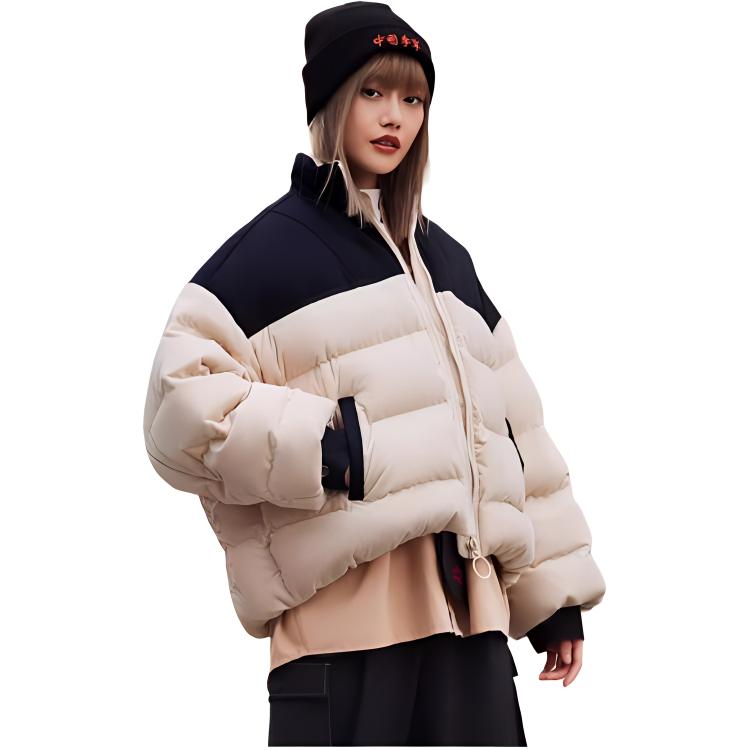 Li Ning Sports Lifestyle Series Color Block Logo Вышитый теплый повседневный свободный пуховик Женская верхняя одежда Лебедь-белый AYMR228-4
