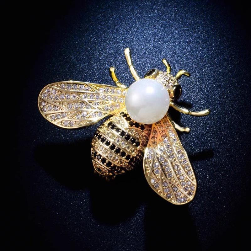 Винтажная брошь-пчела с жемчугом, Высококлассный женский шарм, Брошь-насекомое с полным бриллиантовым дизайном, Нишевая брошь