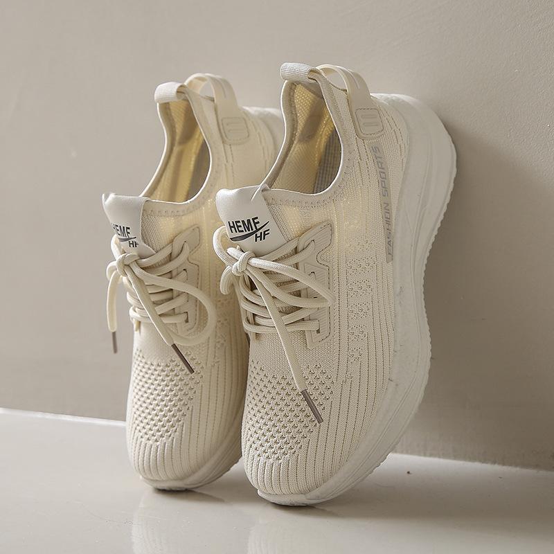 Модная обувь Новые кроссовки Fly-Knit Весна и лето Мягкая подошва Повседневная обувь для мам с сетчатым верхом Низкие кроссовки для бега и учебы