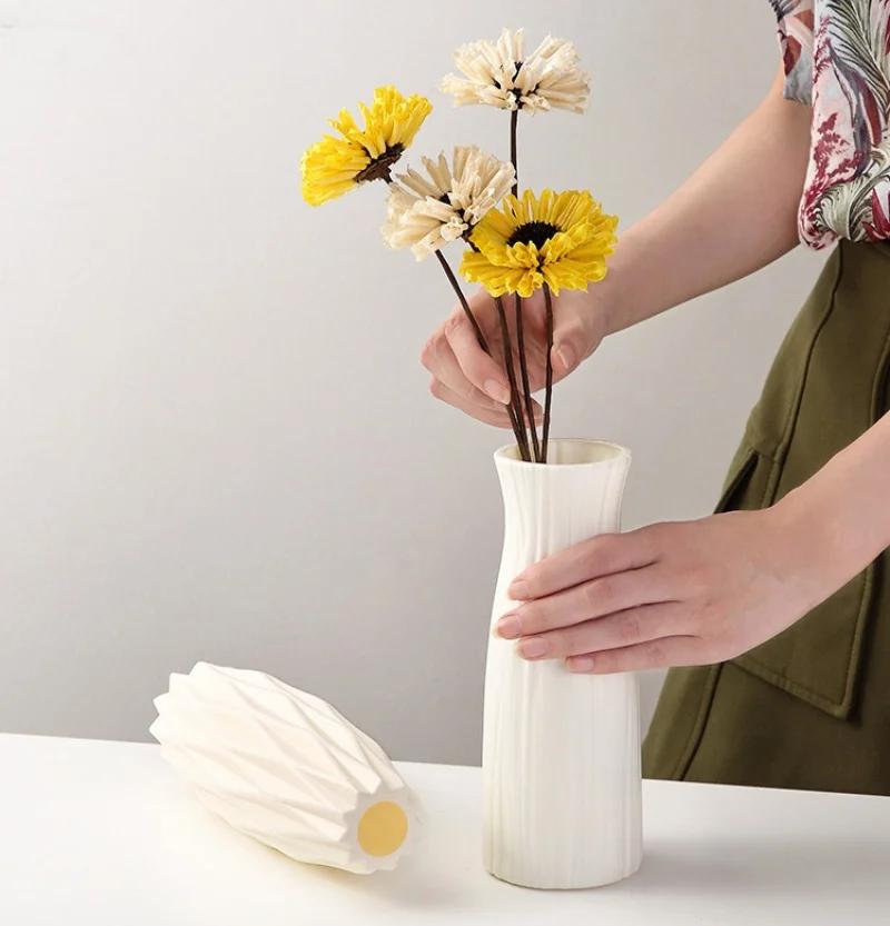 Nordic Style Flower Vase Living Room Decoration Ornaments Modern OrigamiPlastic Vases for Flower Arrangements Home Decor