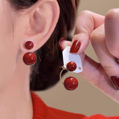 Серьги с серебряной иглой и красным жемчугом для женщин, одна пара элегантных французских пусет.