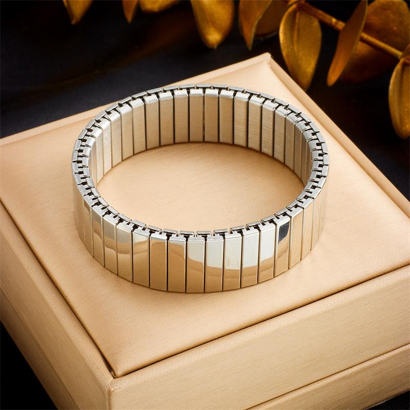Trendy Women's Stainless Steel Wrist Bracelet New Fashion Bracelet Bangle Personalized Gold & Silver Plated Jewelry