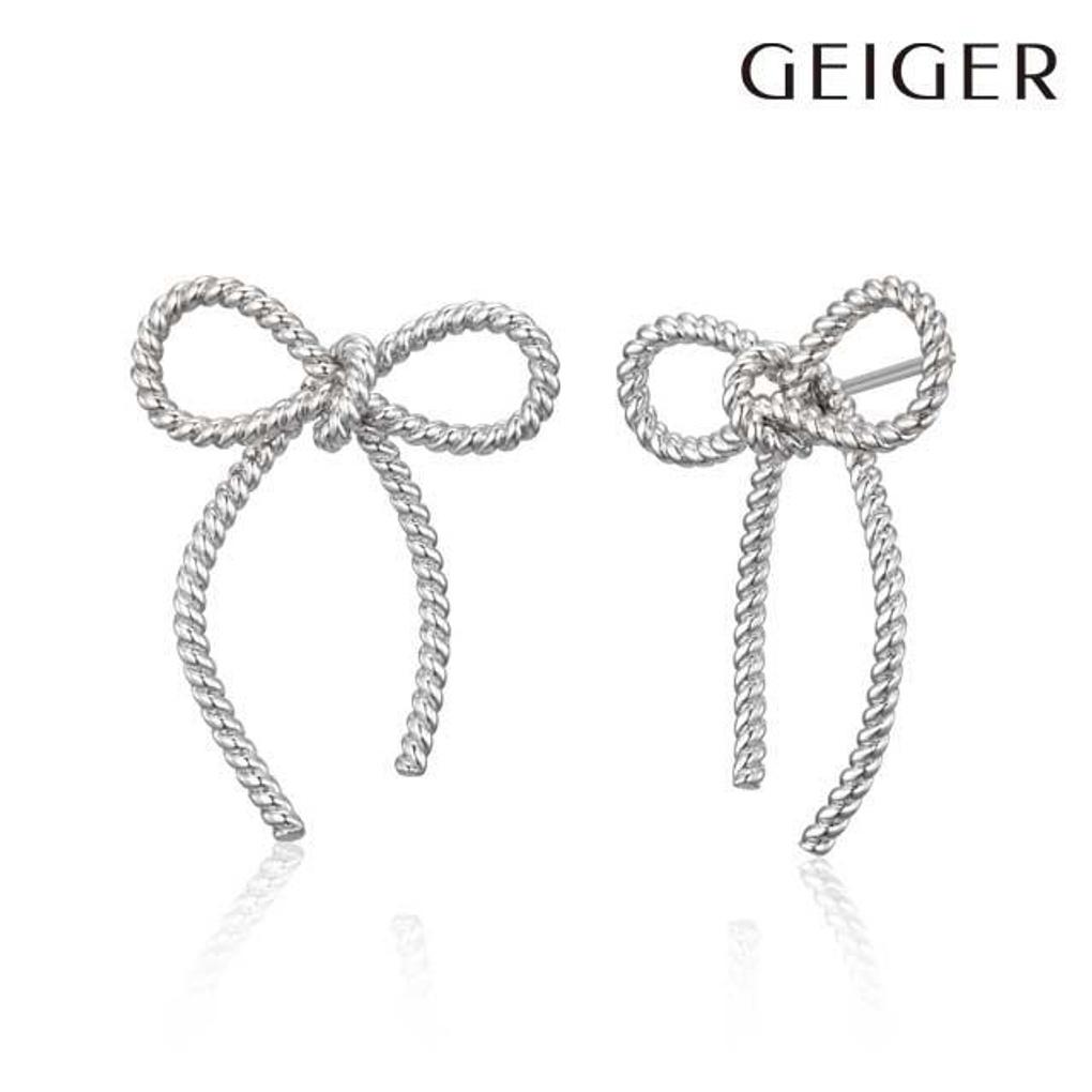 Серебряные Прекрасные Серьги с Лентой GISVEE143