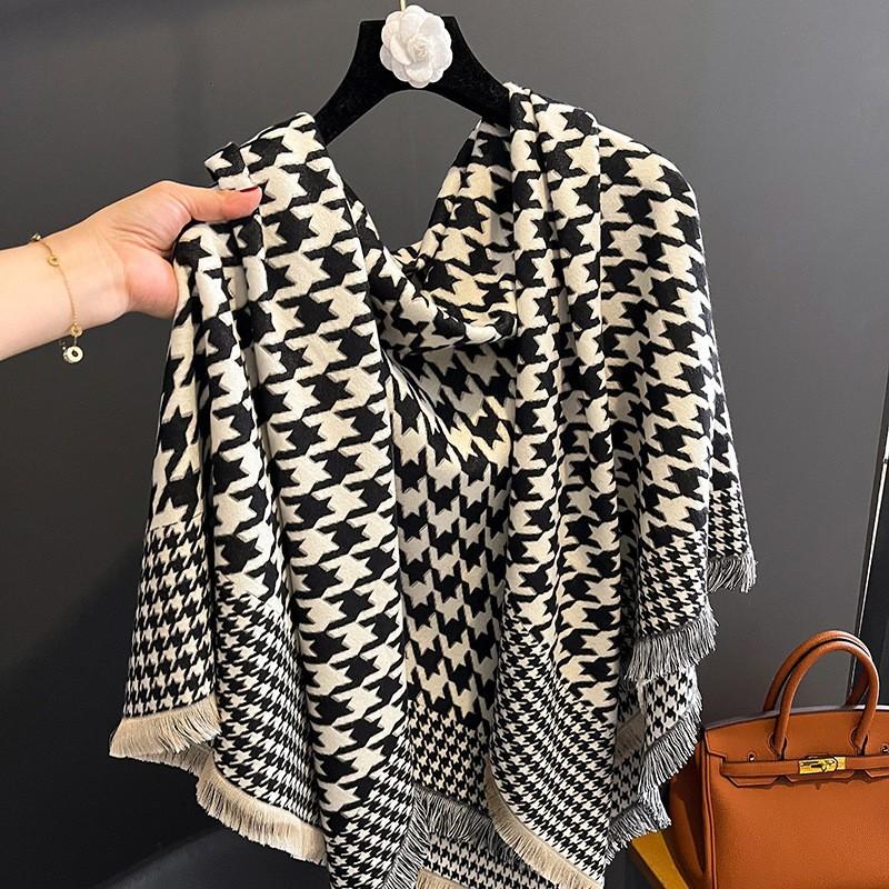New Women'S Fashionable Imitation Cashmere Autumn And Winter Warm Large Square Scarf Double-Sided Tassel Scarf Air Conditioning Shawl